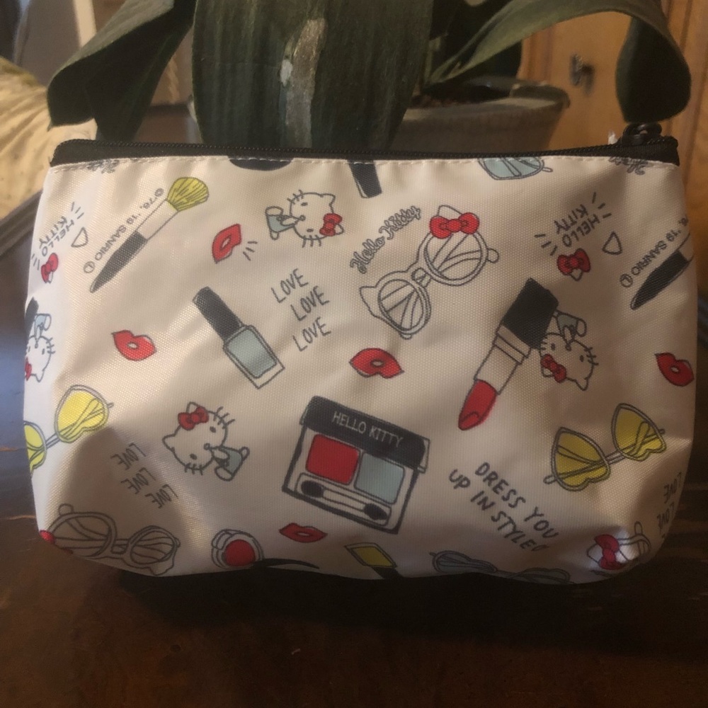 Hello Kitty Makeup Bag
